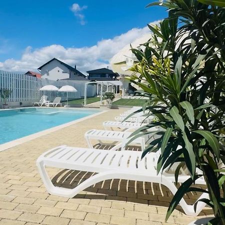 Alma Rezidence Bed and Breakfast Τούρντα Εξωτερικό φωτογραφία