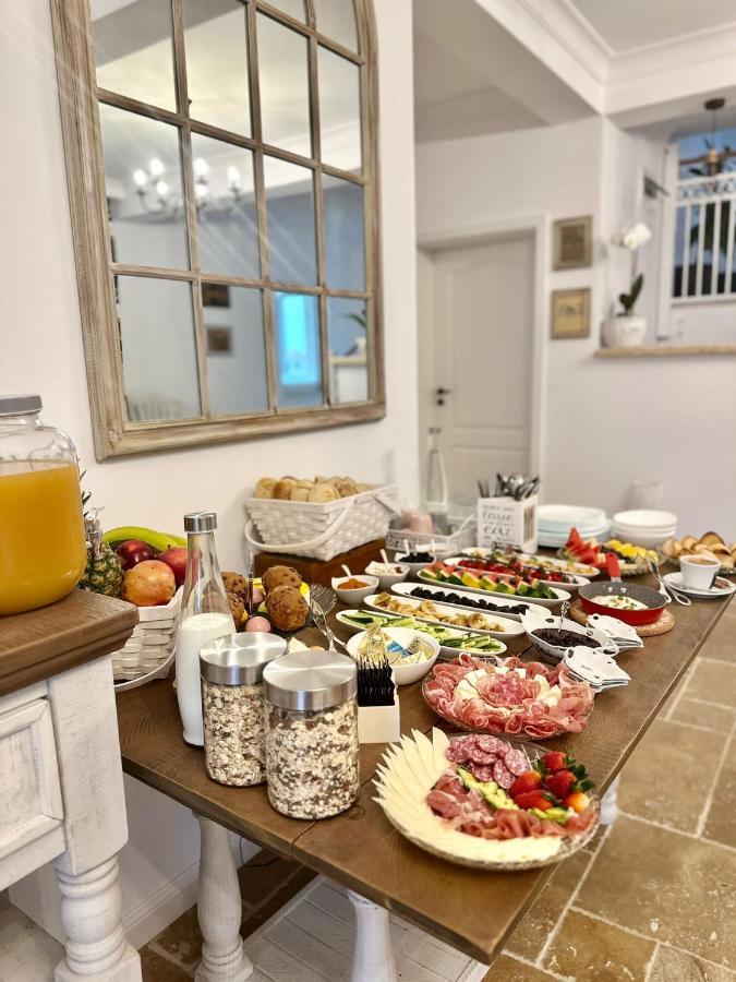 Alma Rezidence Bed and Breakfast Τούρντα Εξωτερικό φωτογραφία