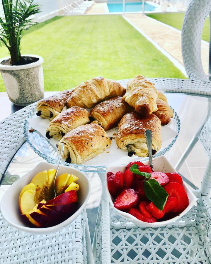 Alma Rezidence Bed and Breakfast Τούρντα Εξωτερικό φωτογραφία