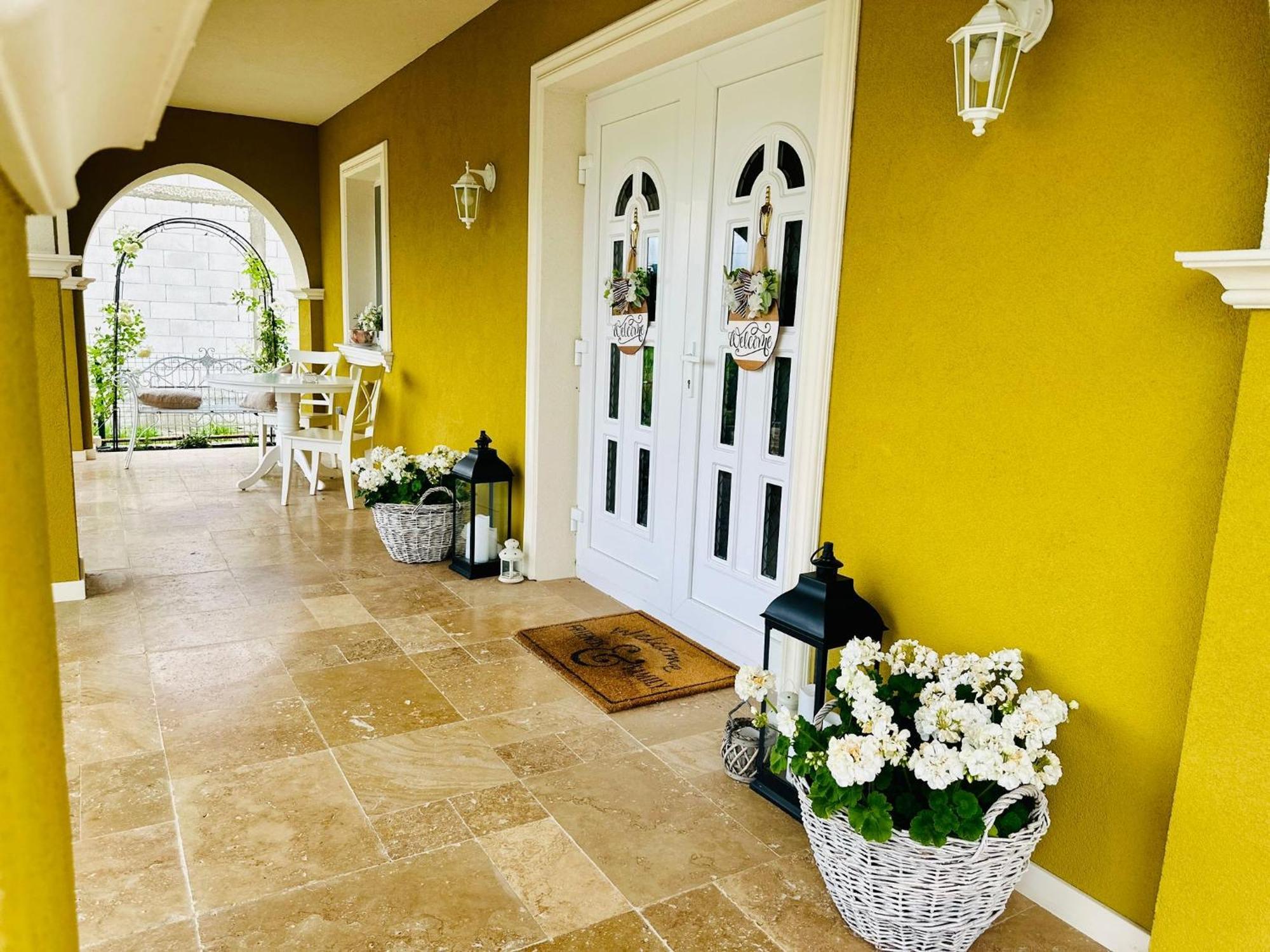 Alma Rezidence Bed and Breakfast Τούρντα Εξωτερικό φωτογραφία
